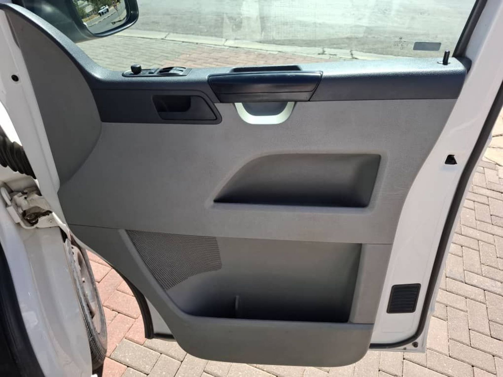 2015 Volkswagen Kombi photo 12