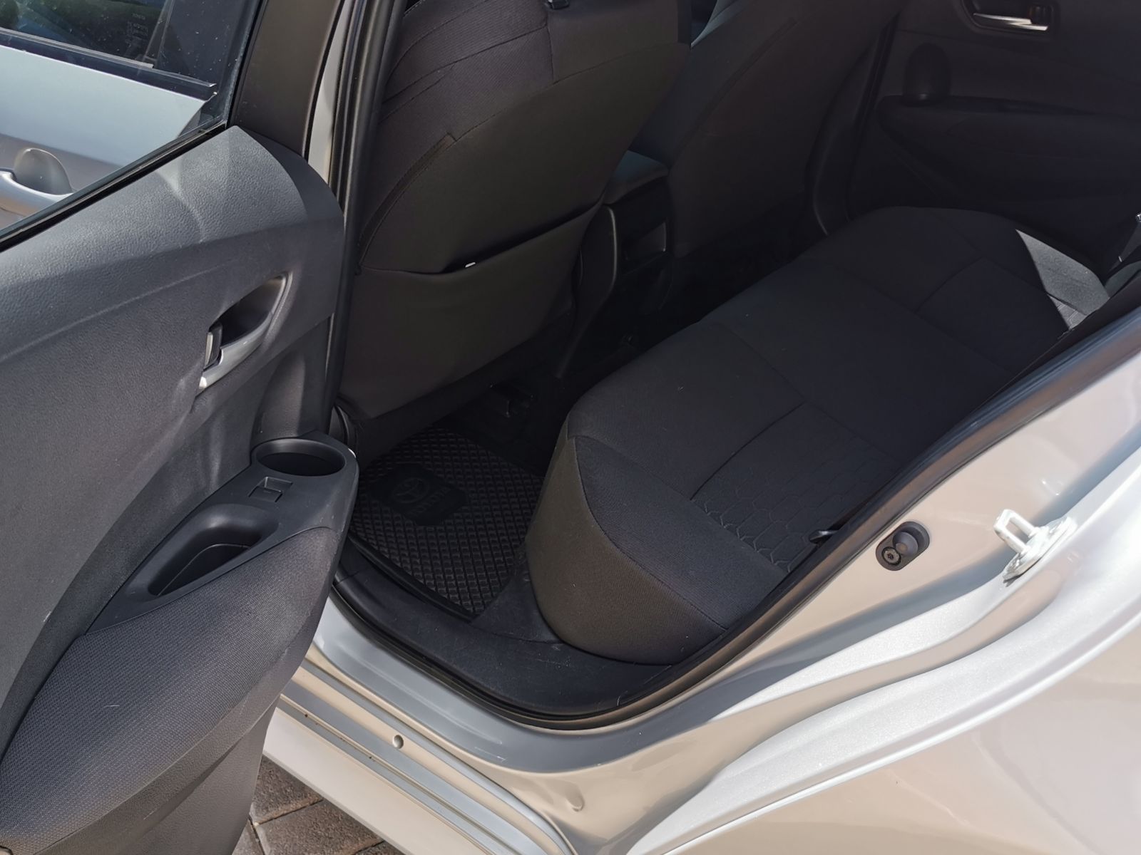 2020 Toyota Corolla photo 7