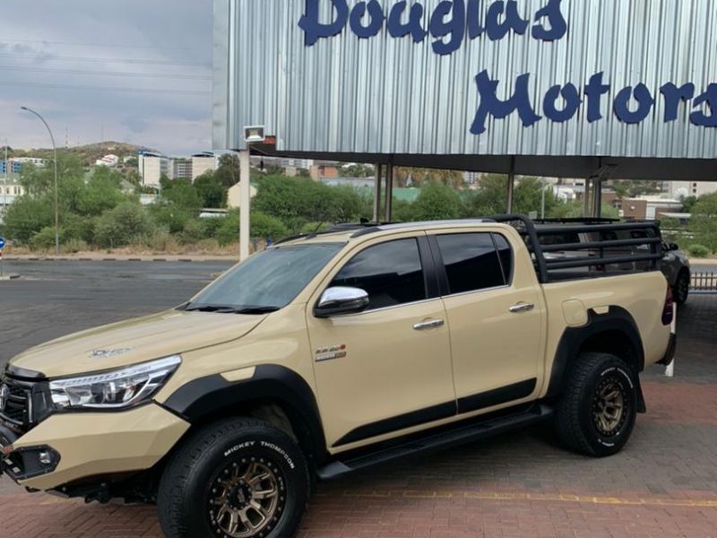 2020 Toyota Hilux photo 1