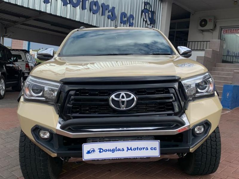 2020 Toyota Hilux photo 2