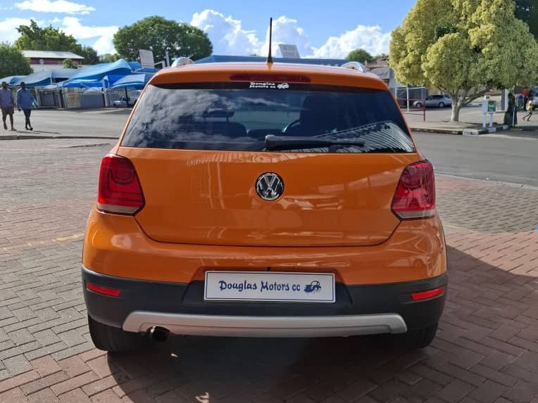 2012 Volkswagen Polo photo 5