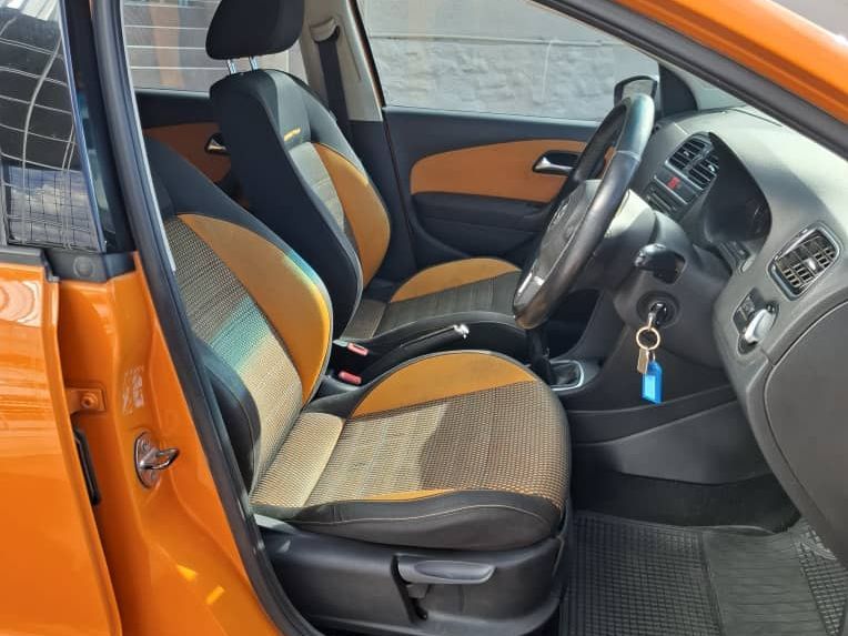 2012 Volkswagen Polo photo 9