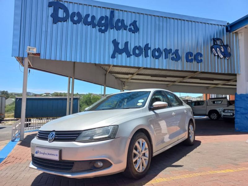 2013 Volkswagen Jetta photo 2
