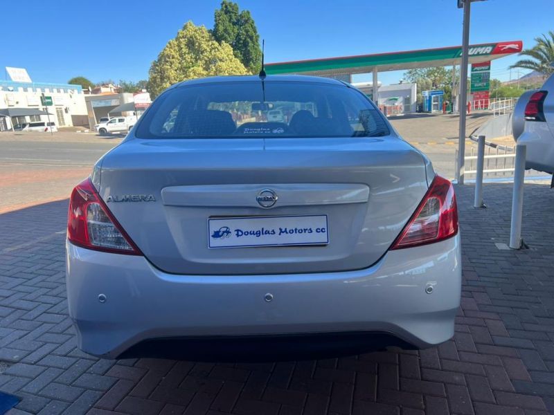 2018 Nissan Almera photo 4