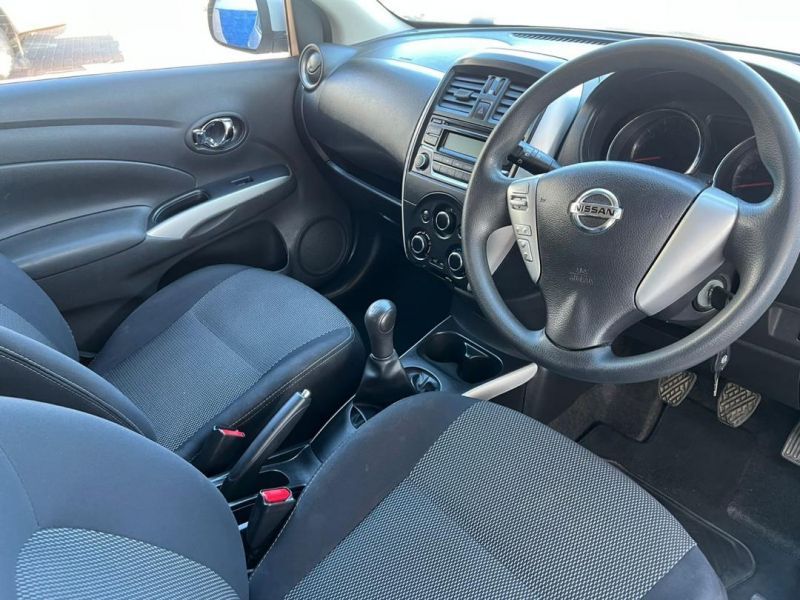 2018 Nissan Almera photo 7
