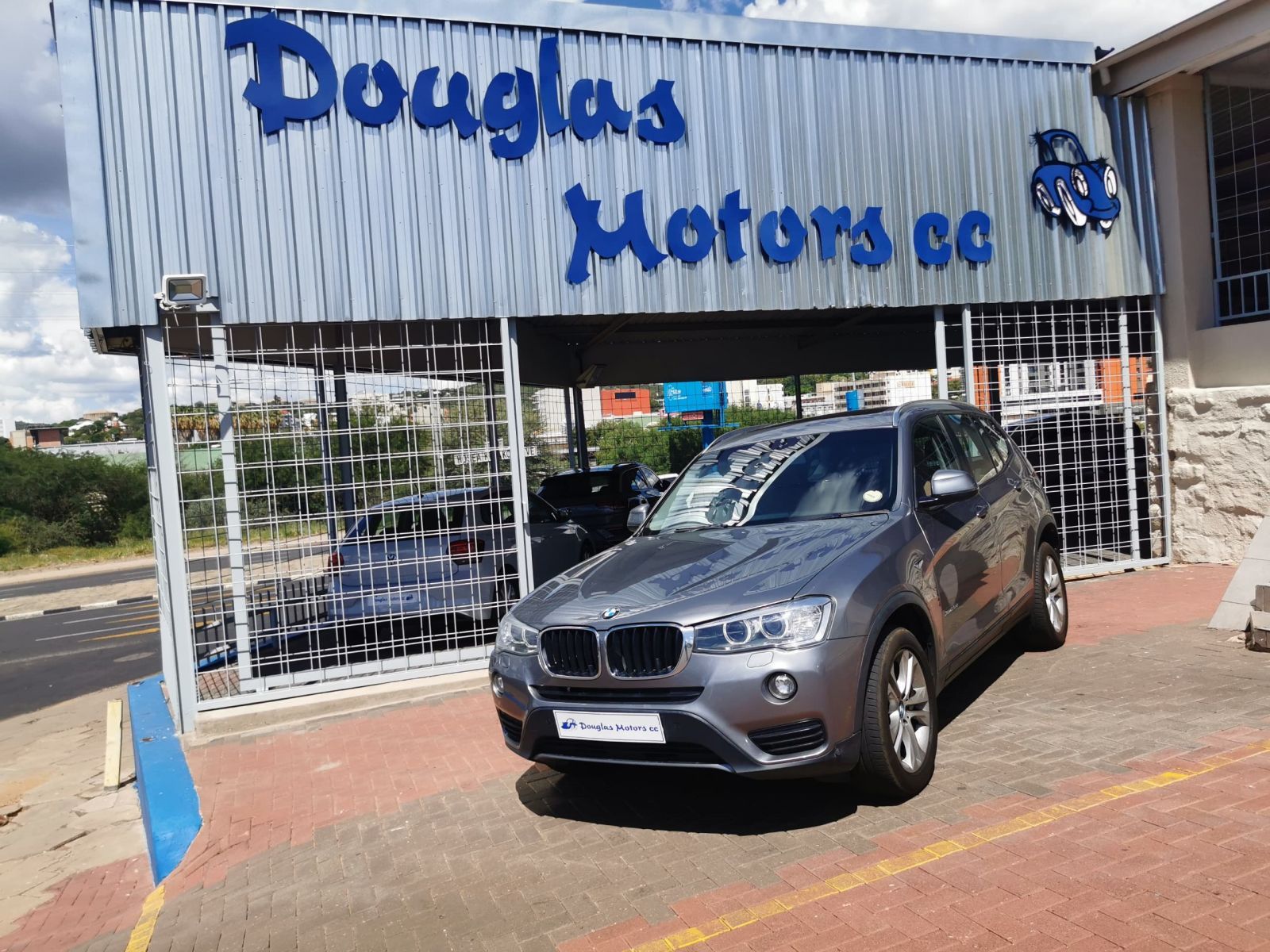 2017 BMW X3 photo 1