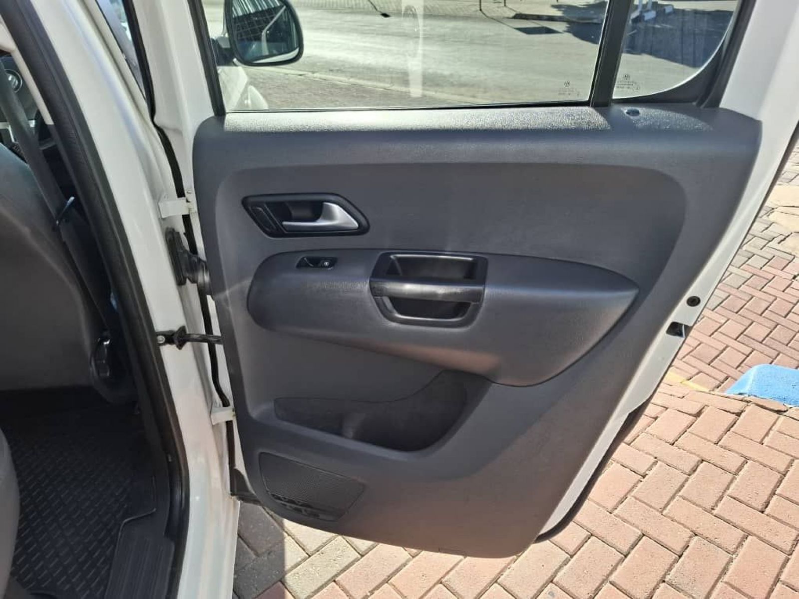 2014 Volkswagen Amarok photo 9