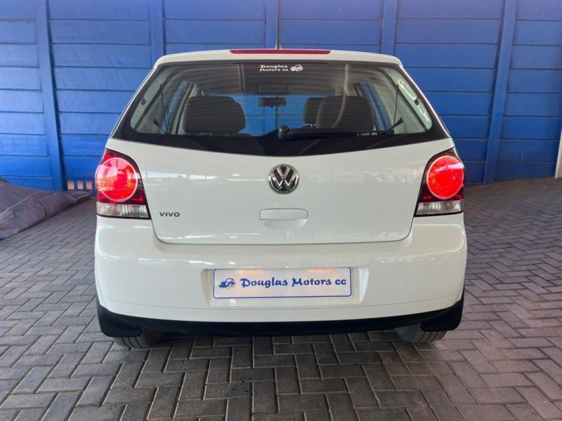 2016 Volkswagen Polo Vivo photo 2