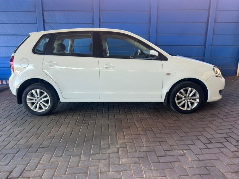 2016 Volkswagen Polo Vivo photo 3