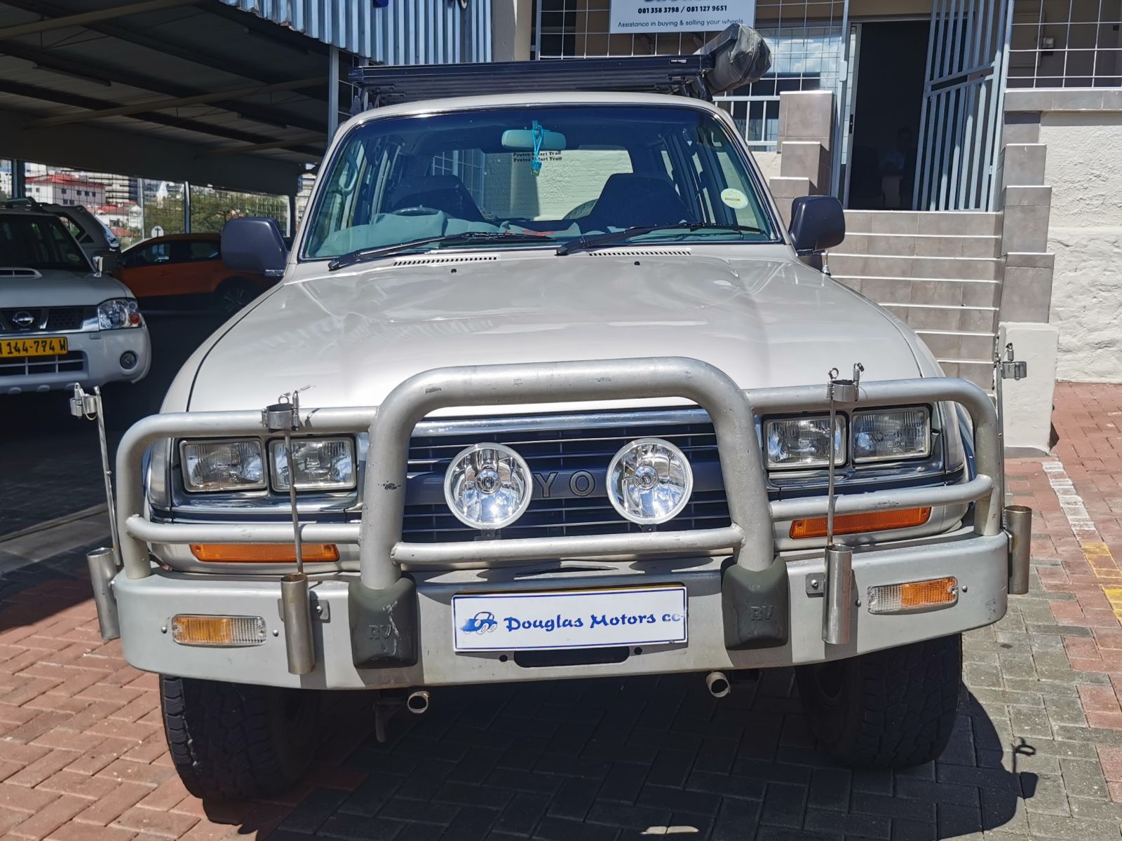 1997 Toyota Land Cruiser photo 2