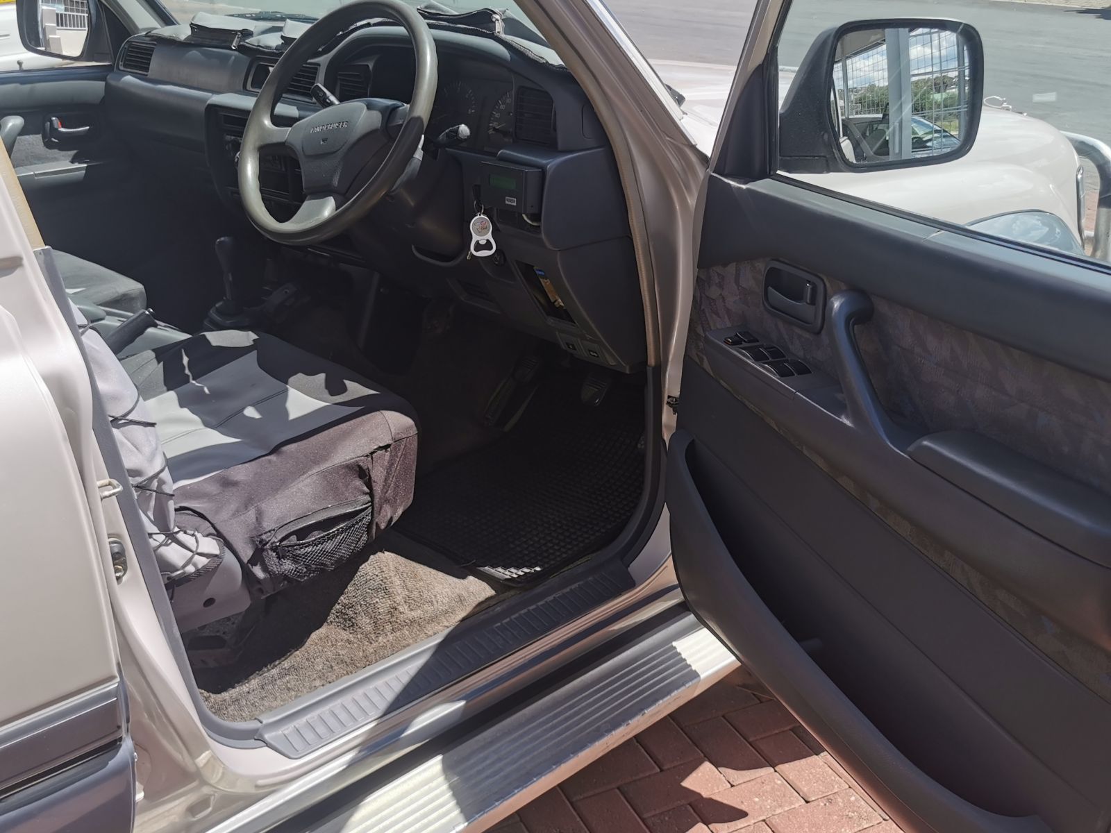 1997 Toyota Land Cruiser photo 3