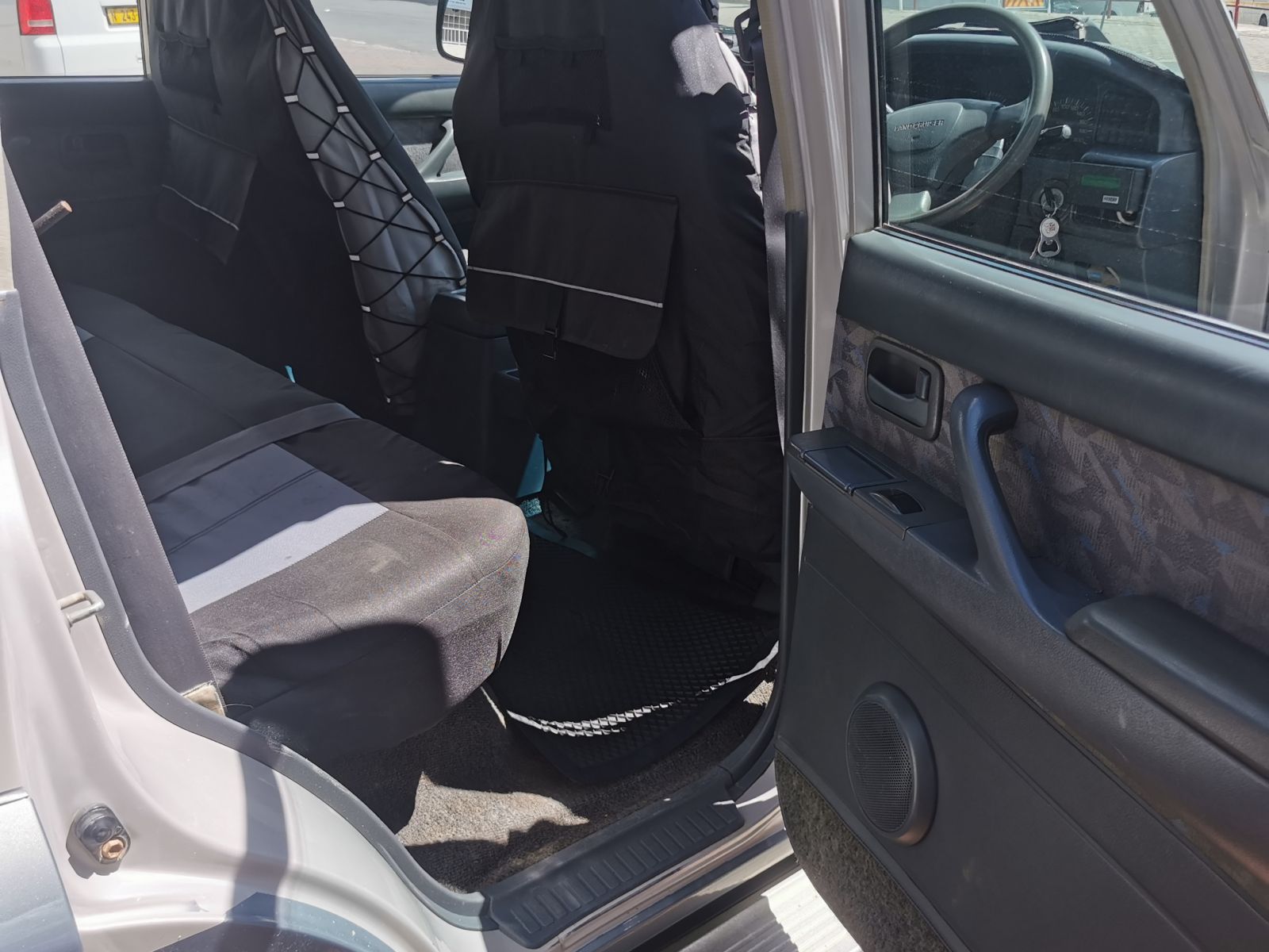 1997 Toyota Land Cruiser photo 5
