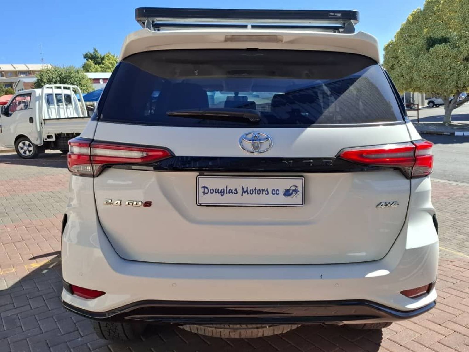2024 Toyota Fortuner photo 5
