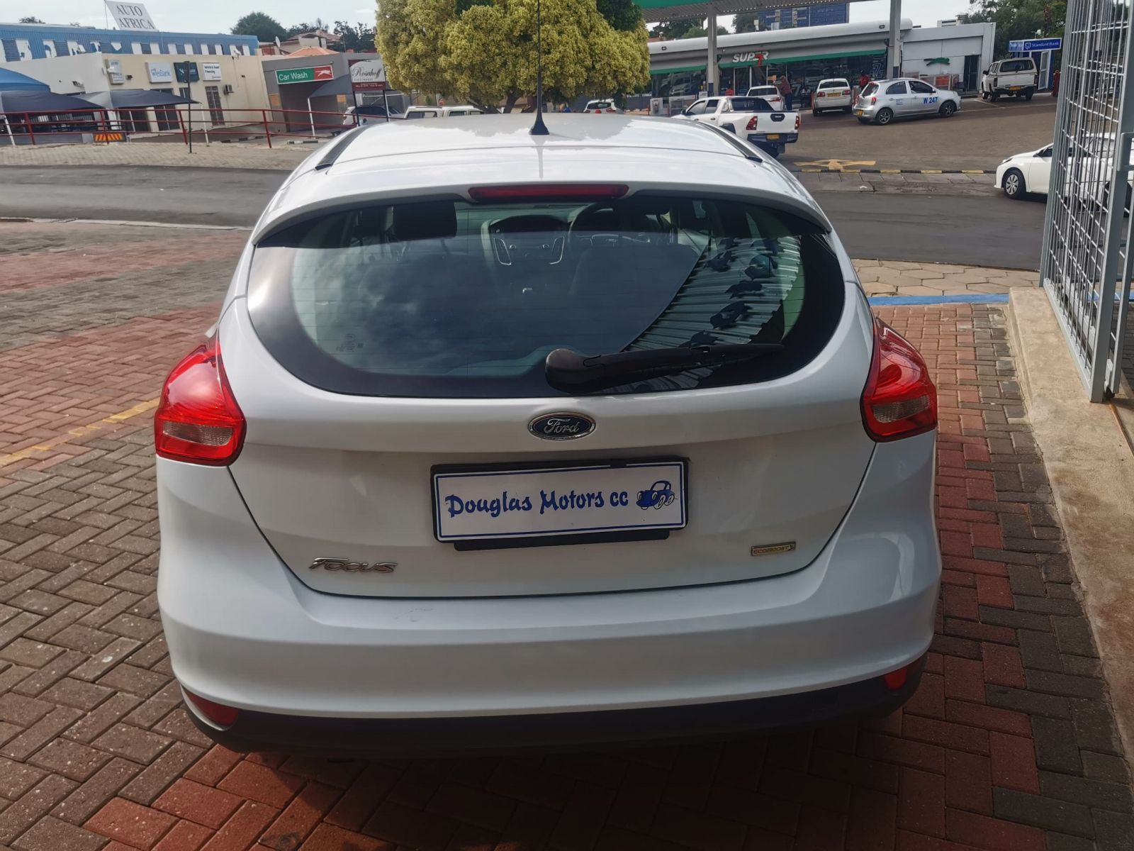2015 Ford Focus photo 11
