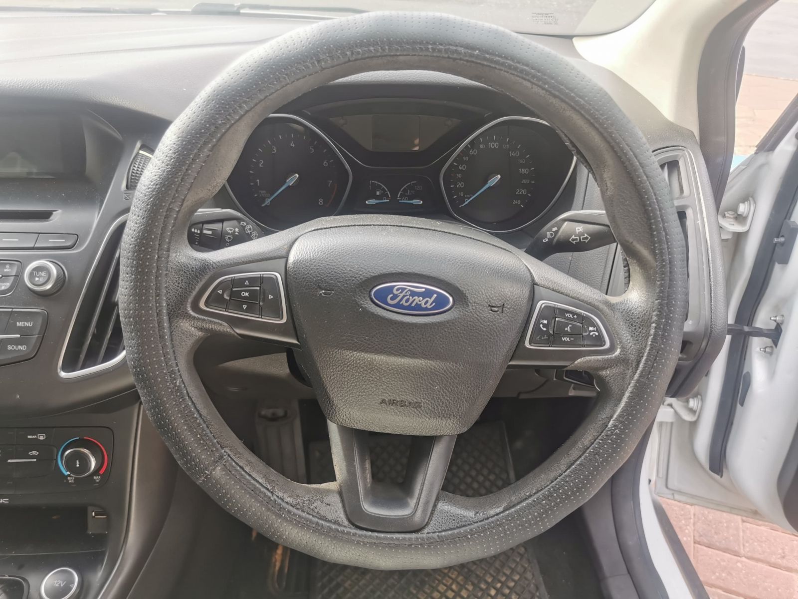 2015 Ford Focus photo 4