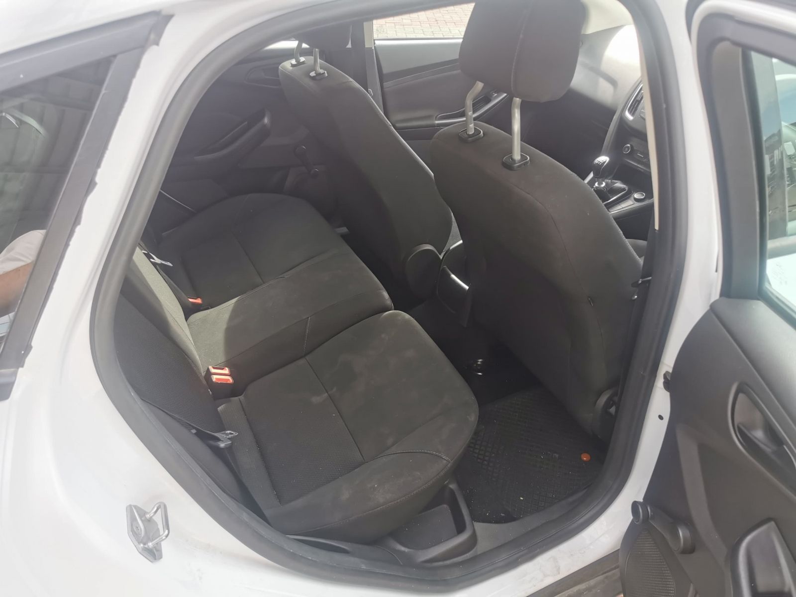 2015 Ford Focus photo 9