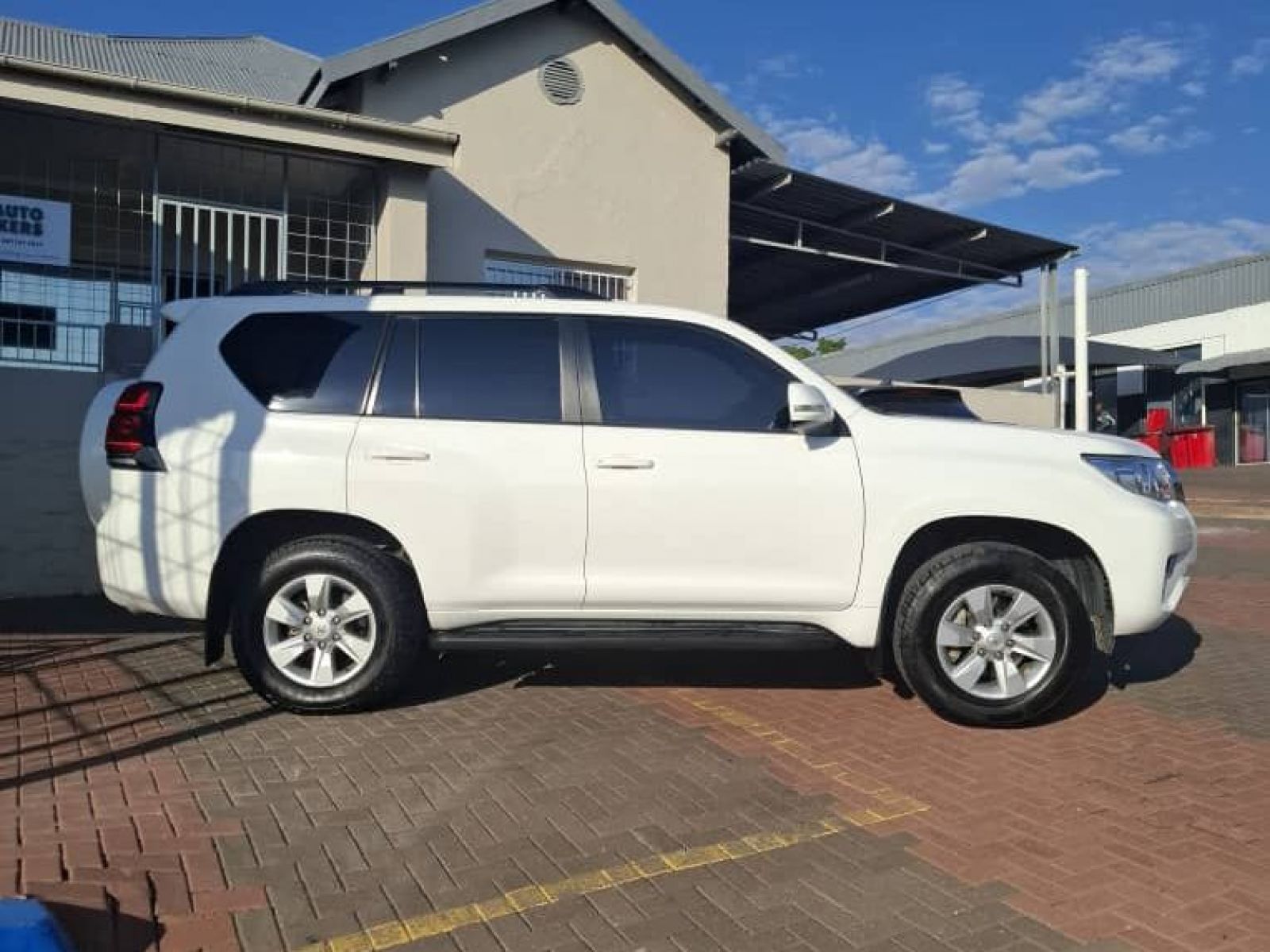 2021 Toyota Prado photo 6