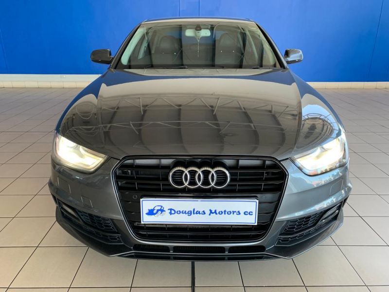 2015 Audi A4 photo 2