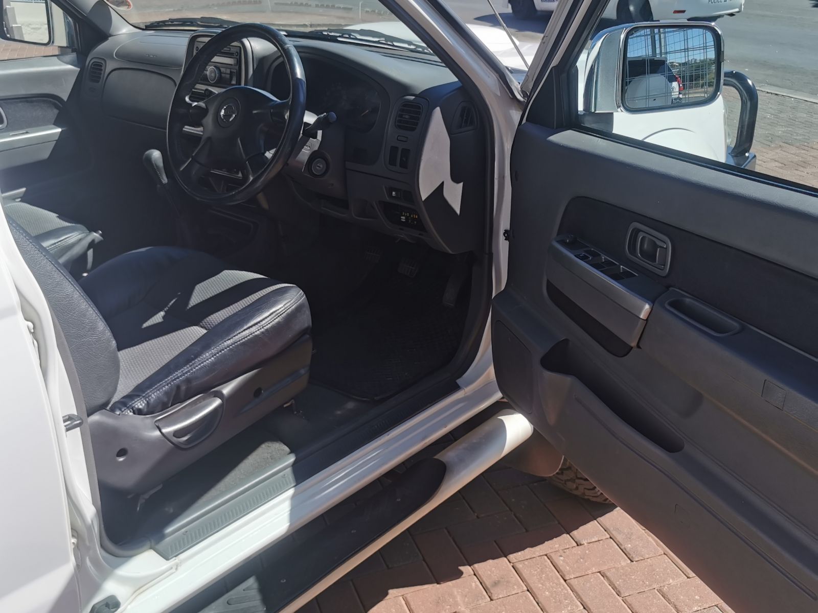 2014 Nissan NP300 photo 3