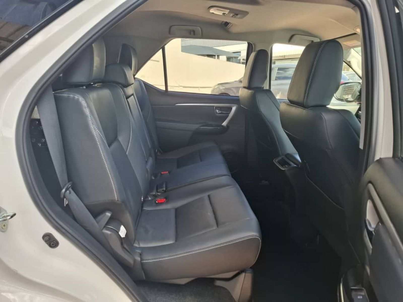 2024 Toyota Fortuner photo 9