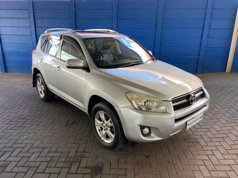 2012 Toyota Rav4 photo 2