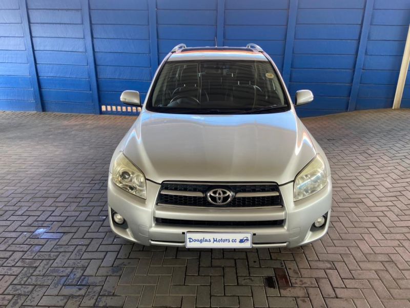 2012 Toyota Rav4 photo 3
