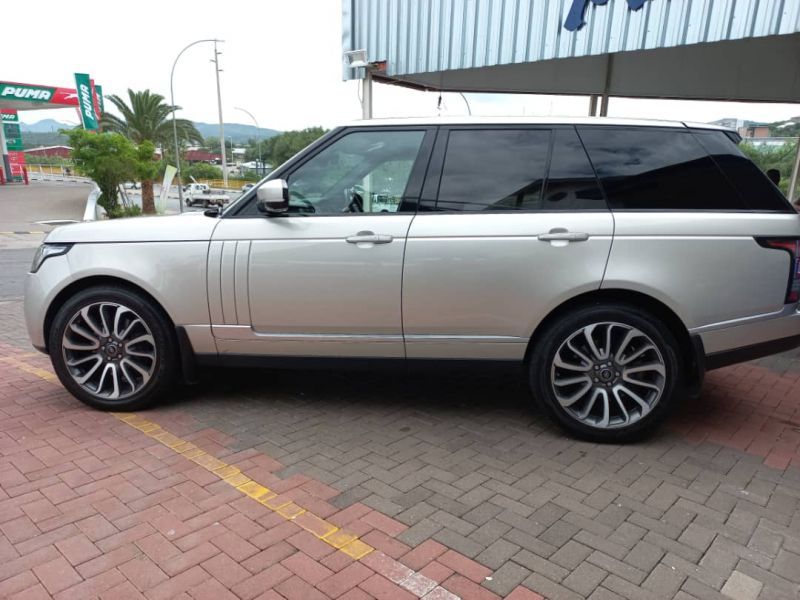 2013 Land Rover Range Rover photo 3