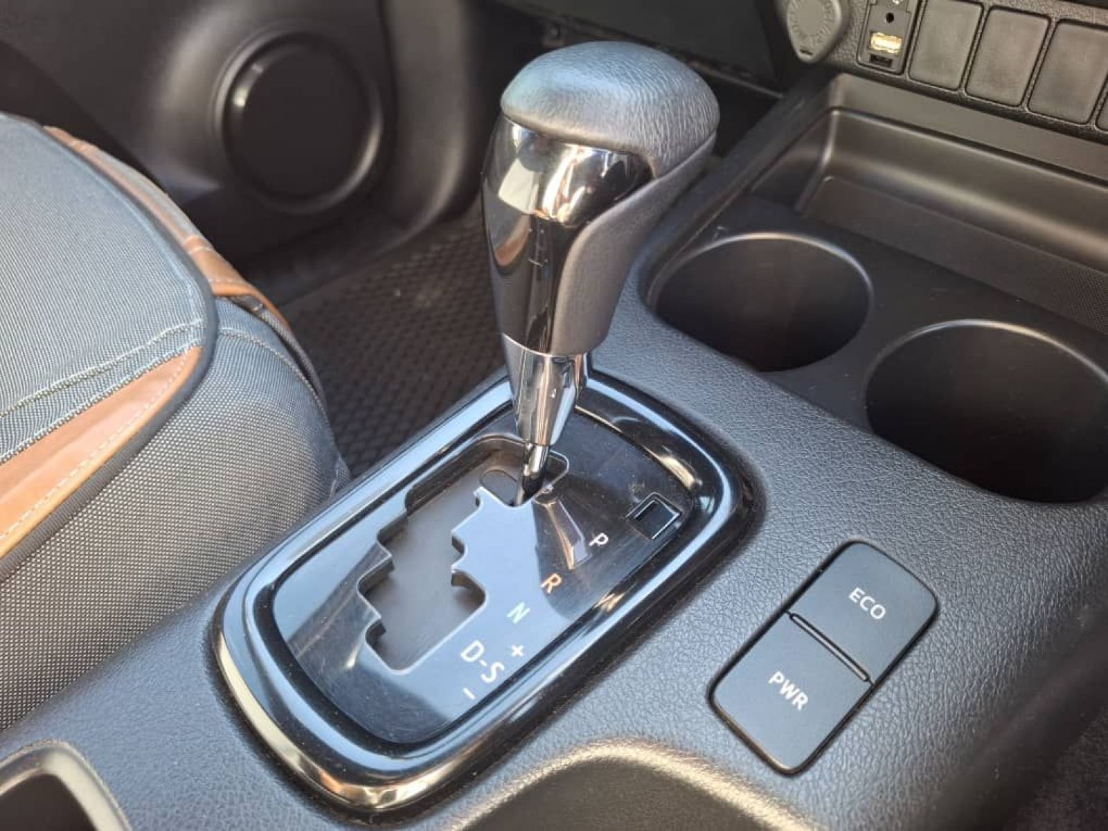 2021 Toyota Hilux photo 12