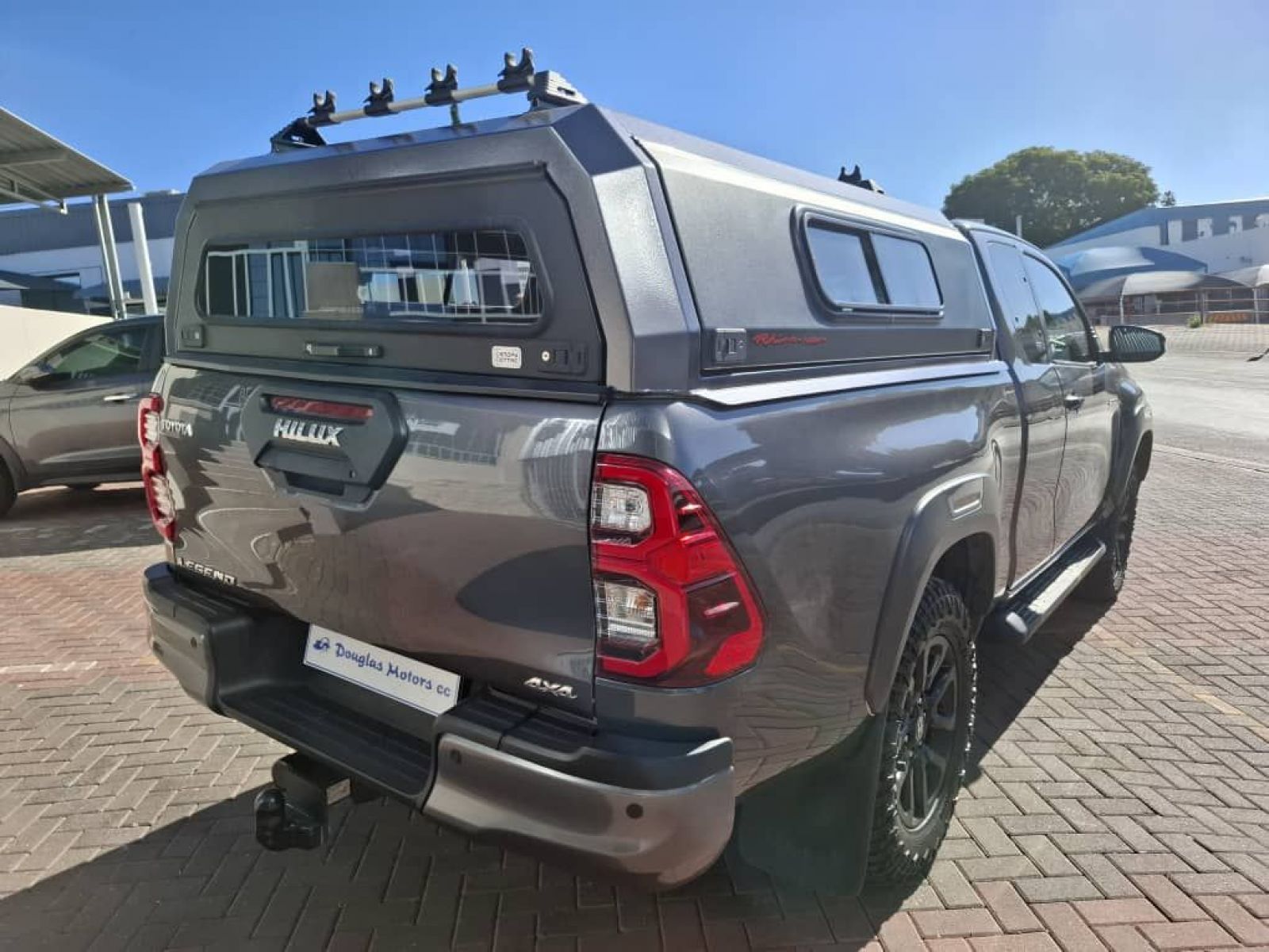 2021 Toyota Hilux photo 4