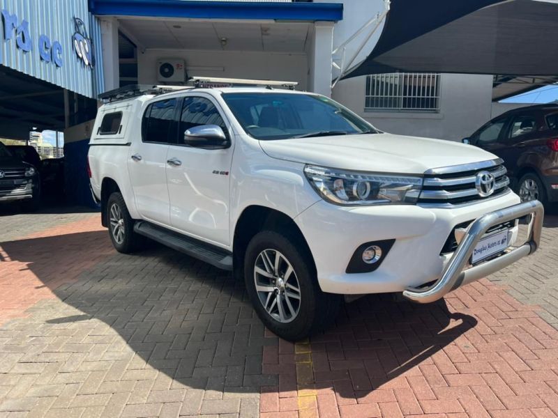 2017 Toyota Hilux photo 3