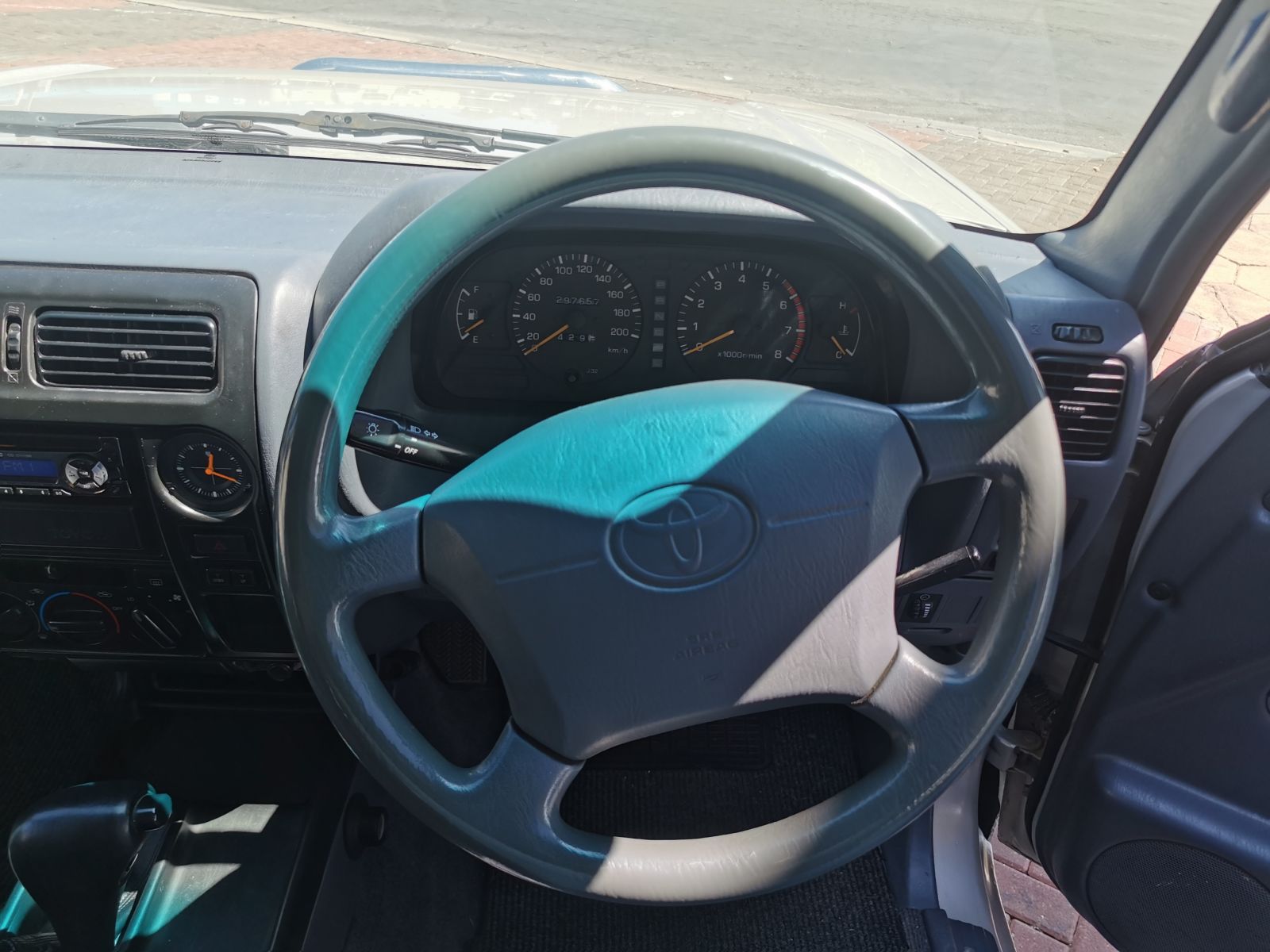 1998 Toyota Prado photo 3