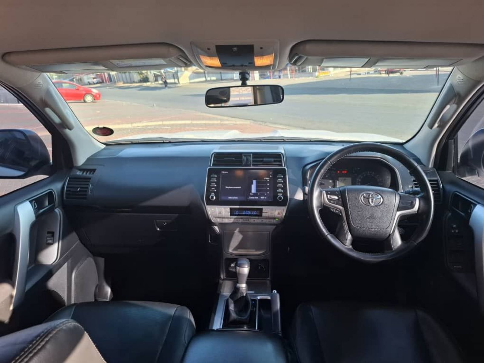 2021 Toyota Prado photo 15