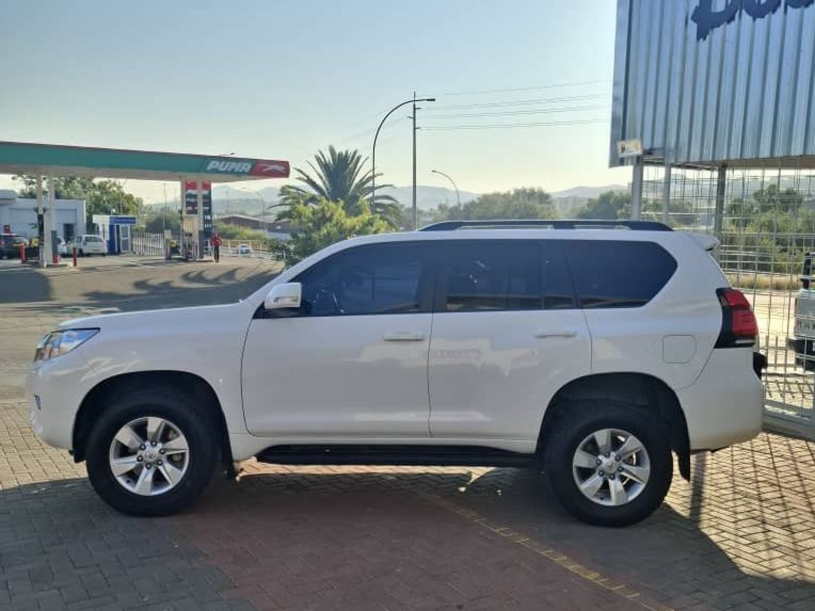 2021 Toyota Prado photo 4