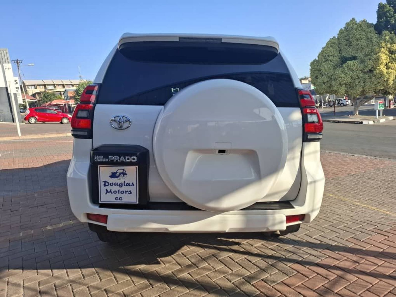 2021 Toyota Prado photo 5