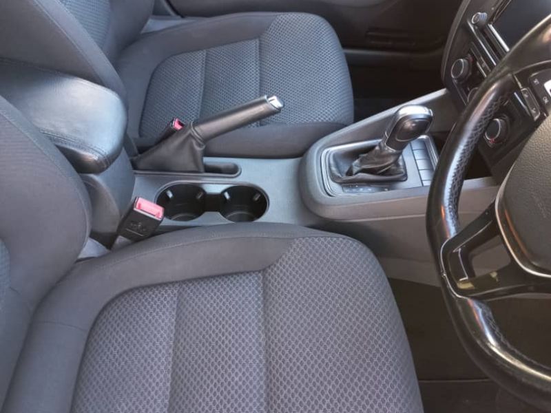 2016 Volkswagen Jetta photo 7
