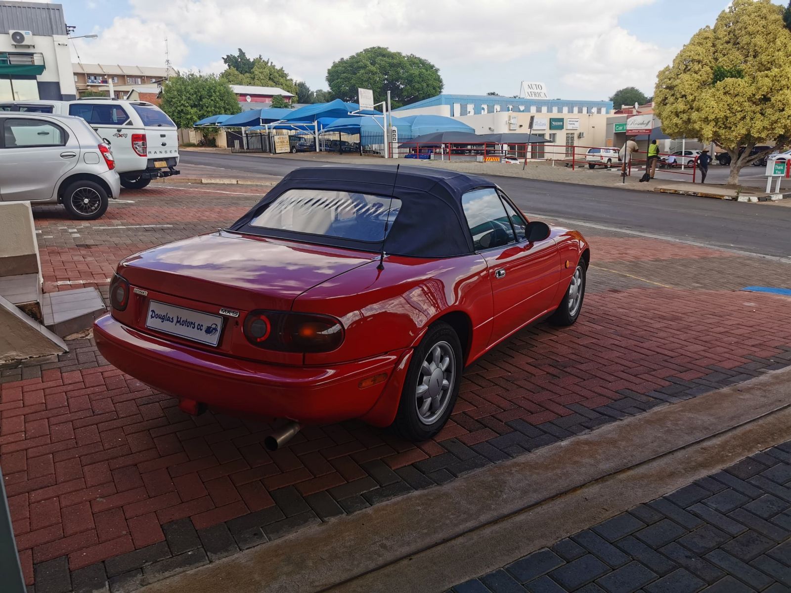 1998 Mazda MX-5 photo 4