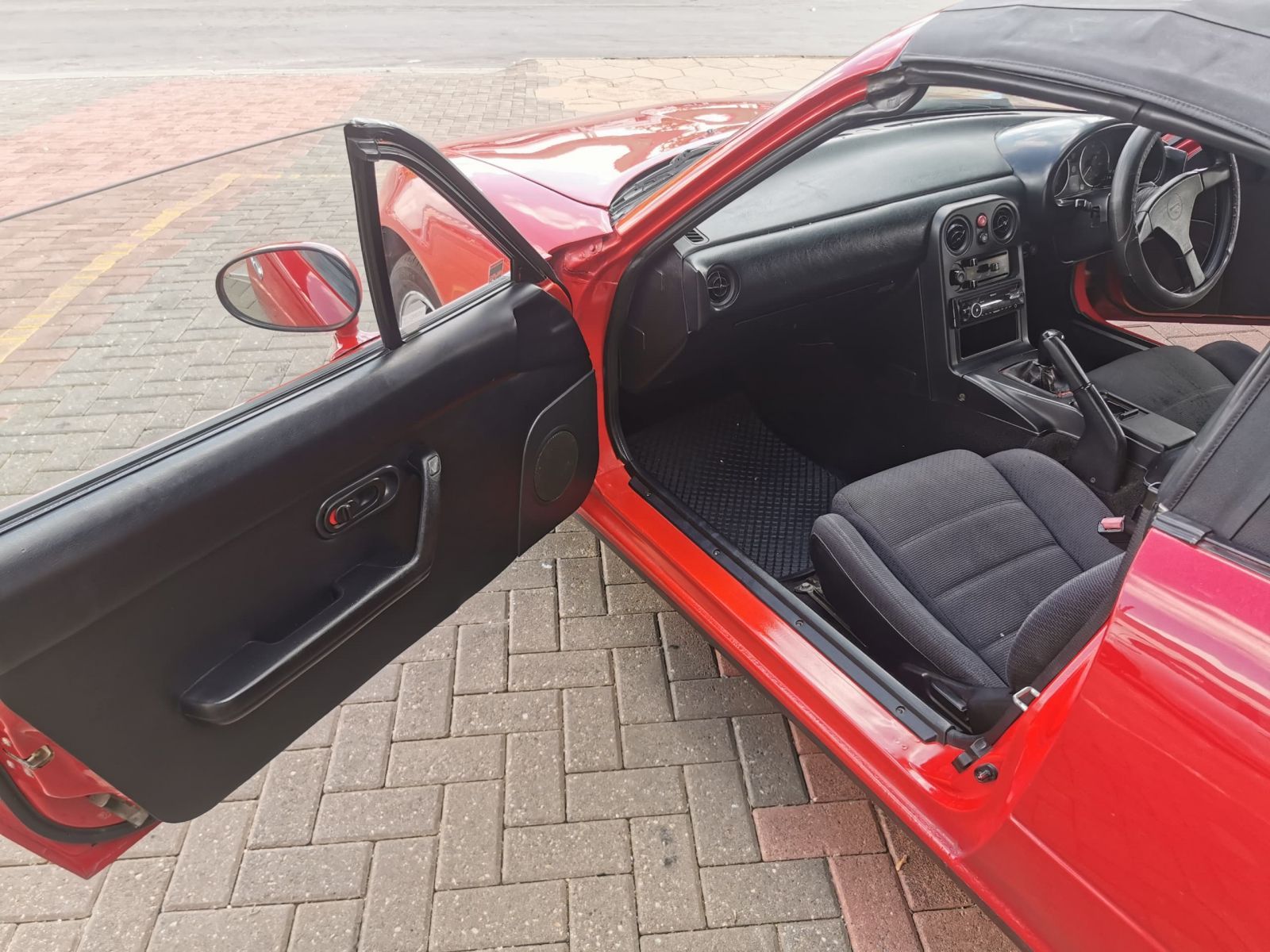 1998 Mazda MX-5 photo 8