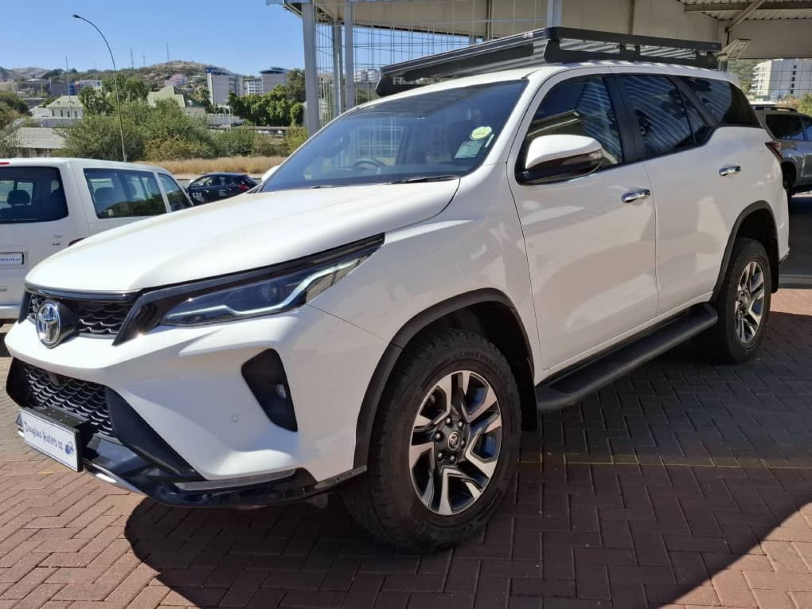 2024 Toyota Fortuner photo 1