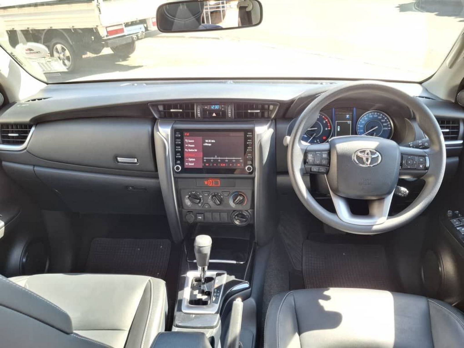 2024 Toyota Fortuner photo 10