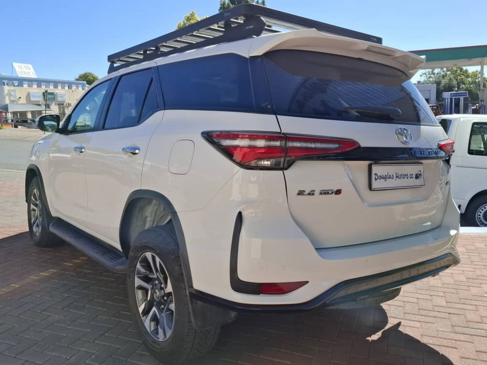 2024 Toyota Fortuner photo 6