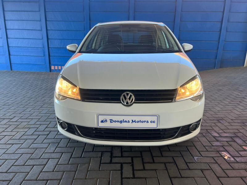2015 Volkswagen Polo Vivo photo 1