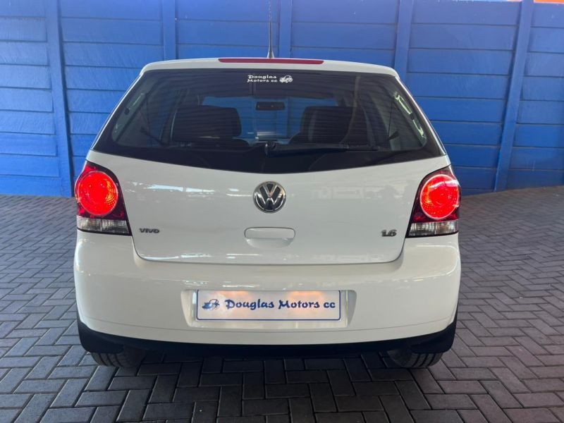 2015 Volkswagen Polo Vivo photo 2