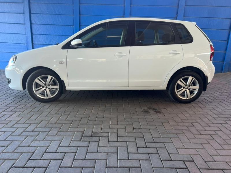2015 Volkswagen Polo Vivo photo 3
