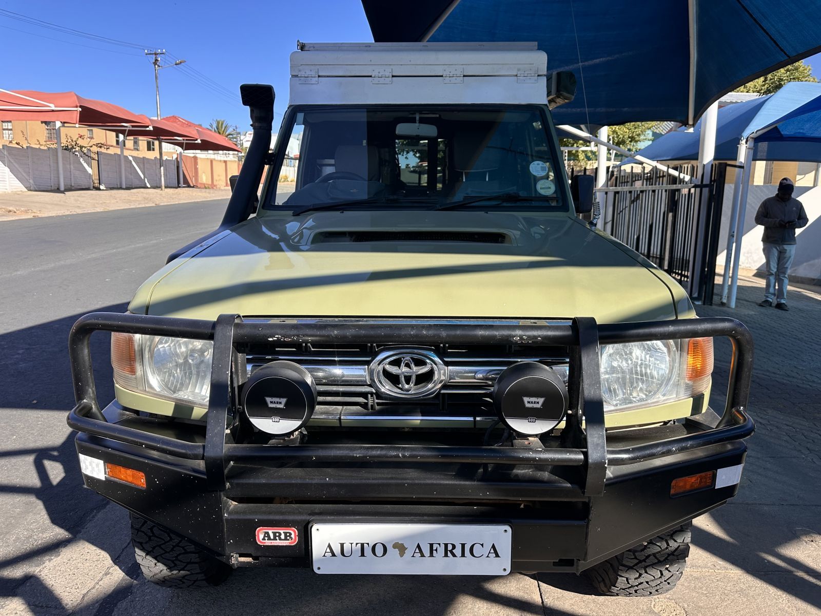 2007 Toyota Land Cruiser photo 2