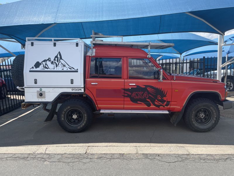 1995 Nissan Patrol photo 2