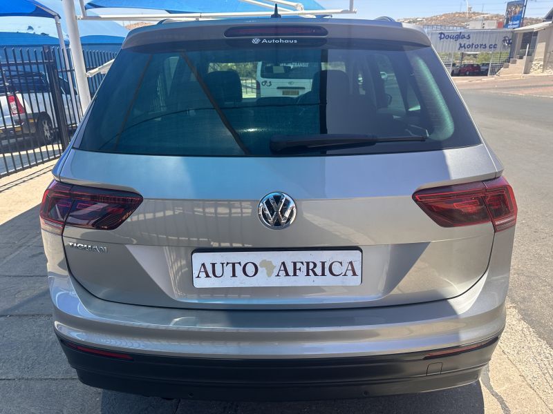 2021 Volkswagen Tiguan photo 5