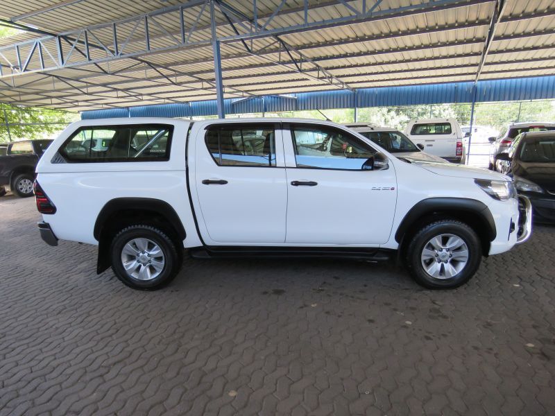2018 Toyota Hilux photo 1