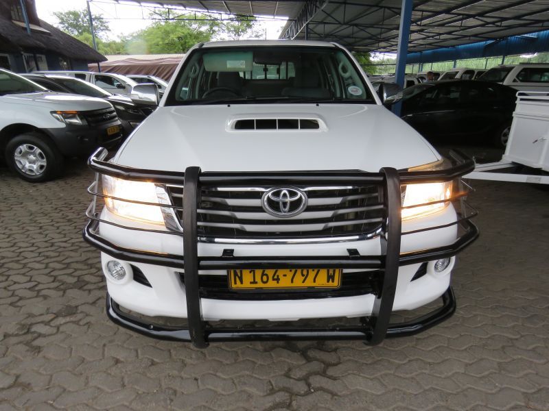 2014 Toyota Hilux photo 3