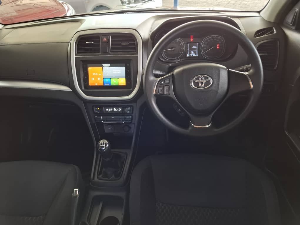 2022 Toyota Urban Cruiser photo 8