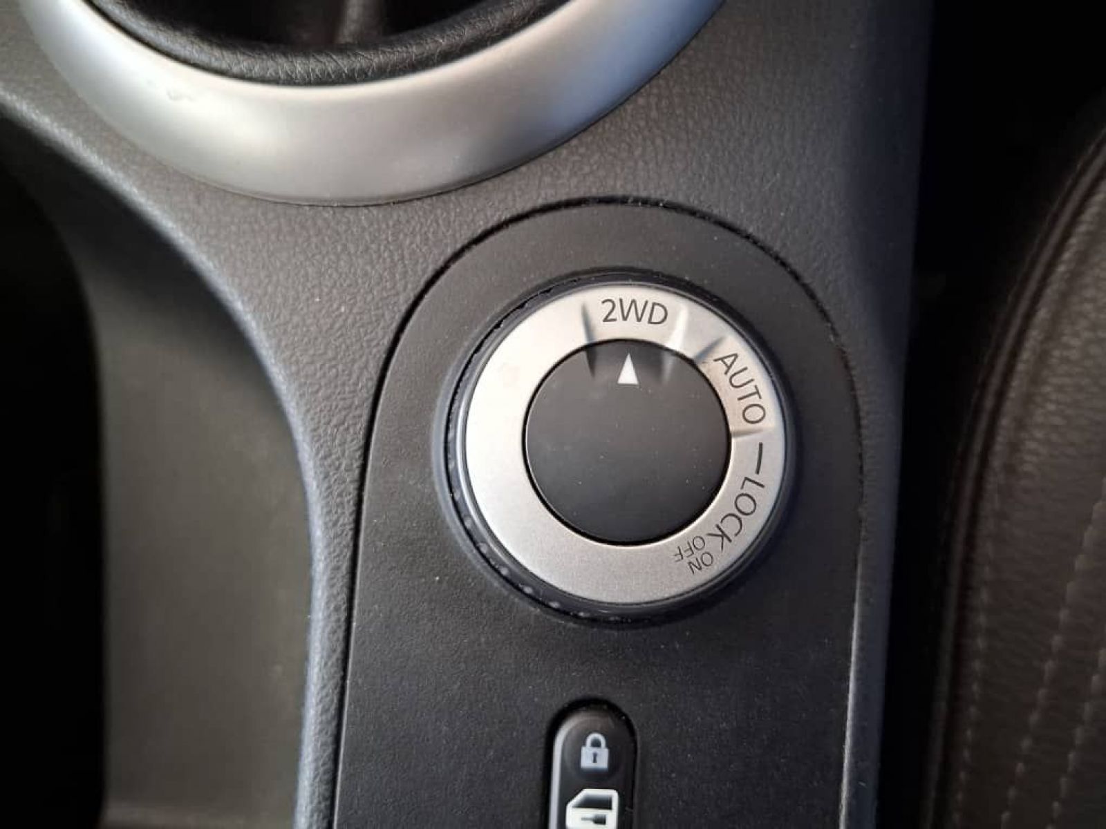 2012 Nissan Qashqai photo 11